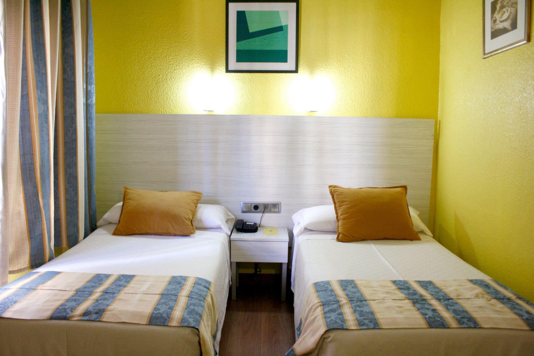 Hotel Universal Murcia Exteriör bild
