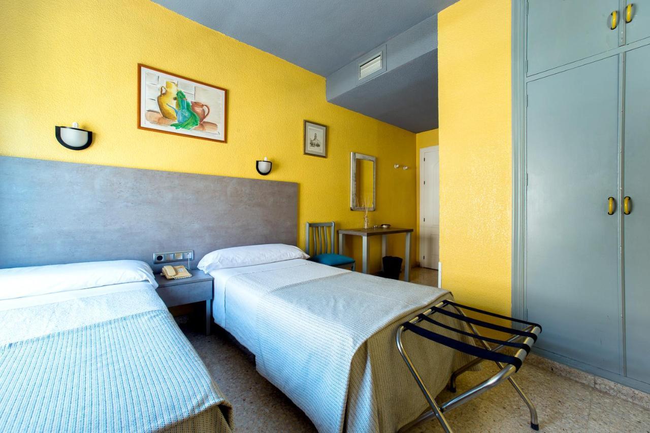 Hotel Universal Murcia Exteriör bild